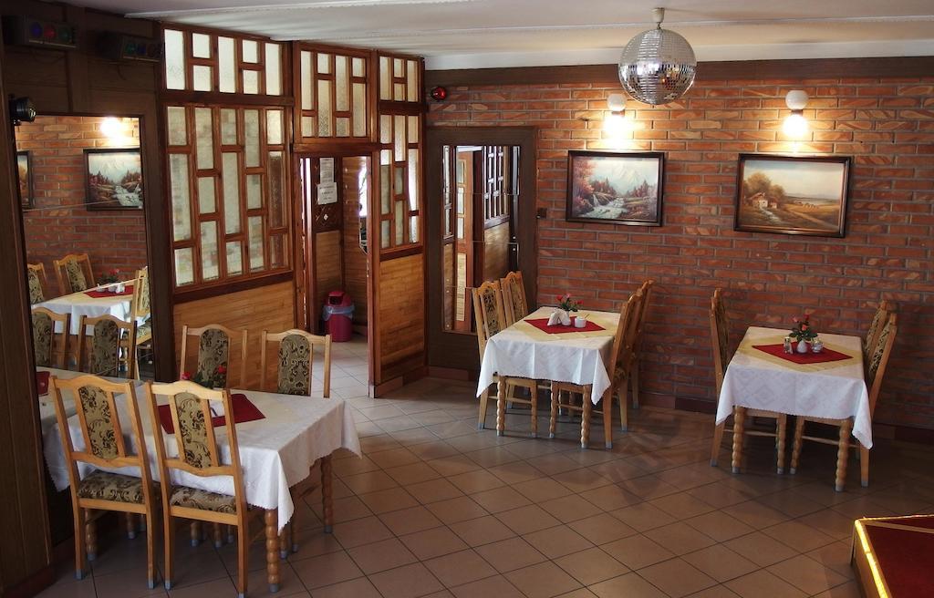Hotelik Mazury Олецко Екстериор снимка